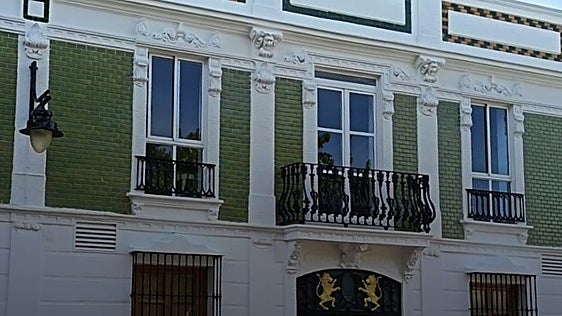 Alginet culmina la restauración de la fachada del Hort de Feliu
