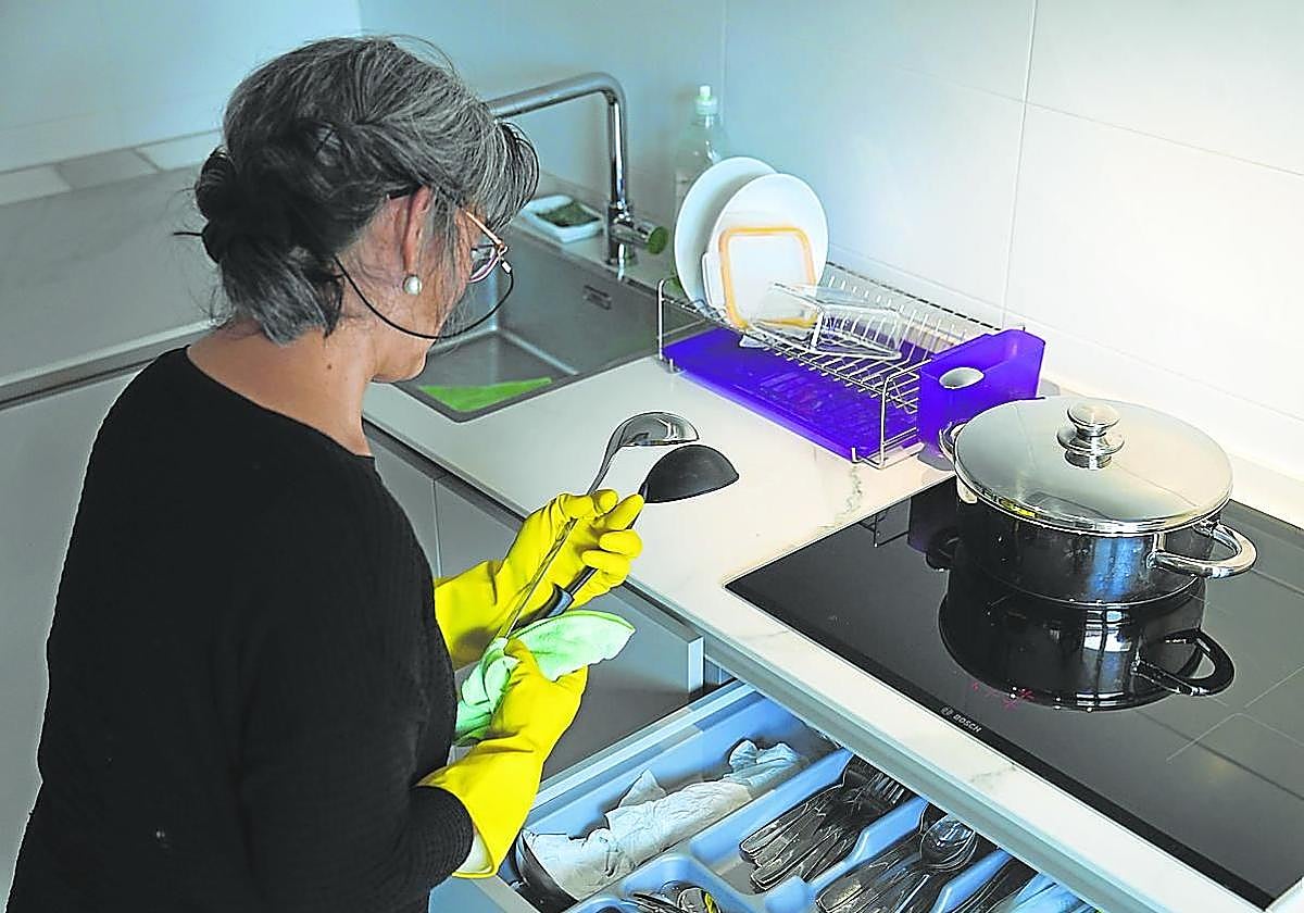 Una mujer consigue una pensión vitalicia y 80.000 euros al estar 32 años sin trabajar para dedicarse al hogar