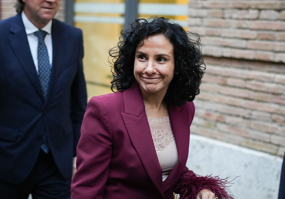 Gobierno y dependencia: 4.000 millones de deuda y seis meses sin responder al Consell