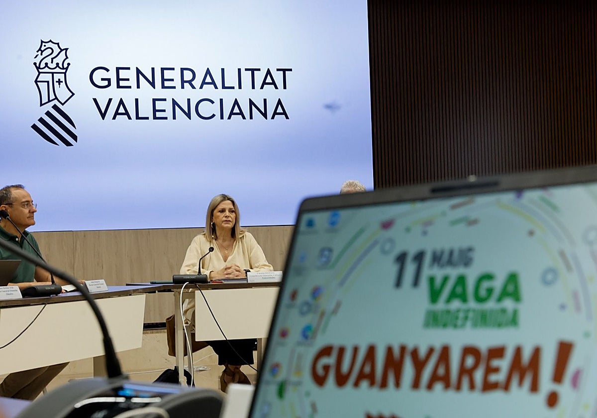 Educación cierra la negociación y los sindicatos consultarán al profesorado sobre el acuerdo para acabar con la huelga