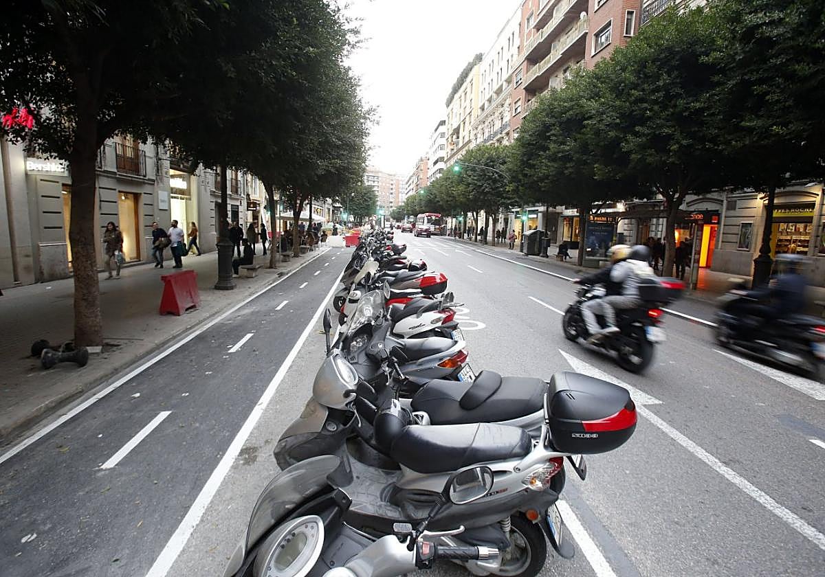 El Plan de Ciutat Vella frena todos los intentos de más plazas de motos en el centro