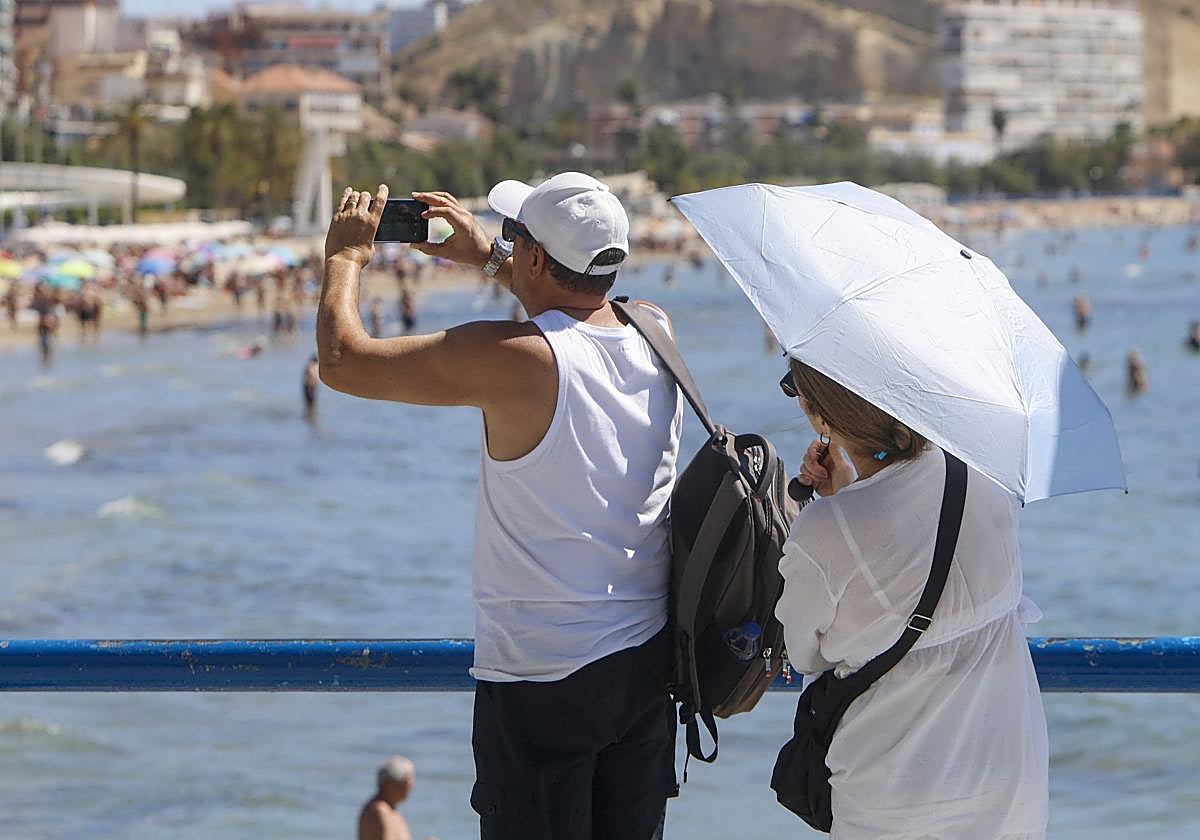 Aemet activa el aviso amarillo por calor intenso en Valencia con zonas que podrían rozar los 40ºC y anuncia una montaña rusa térmica