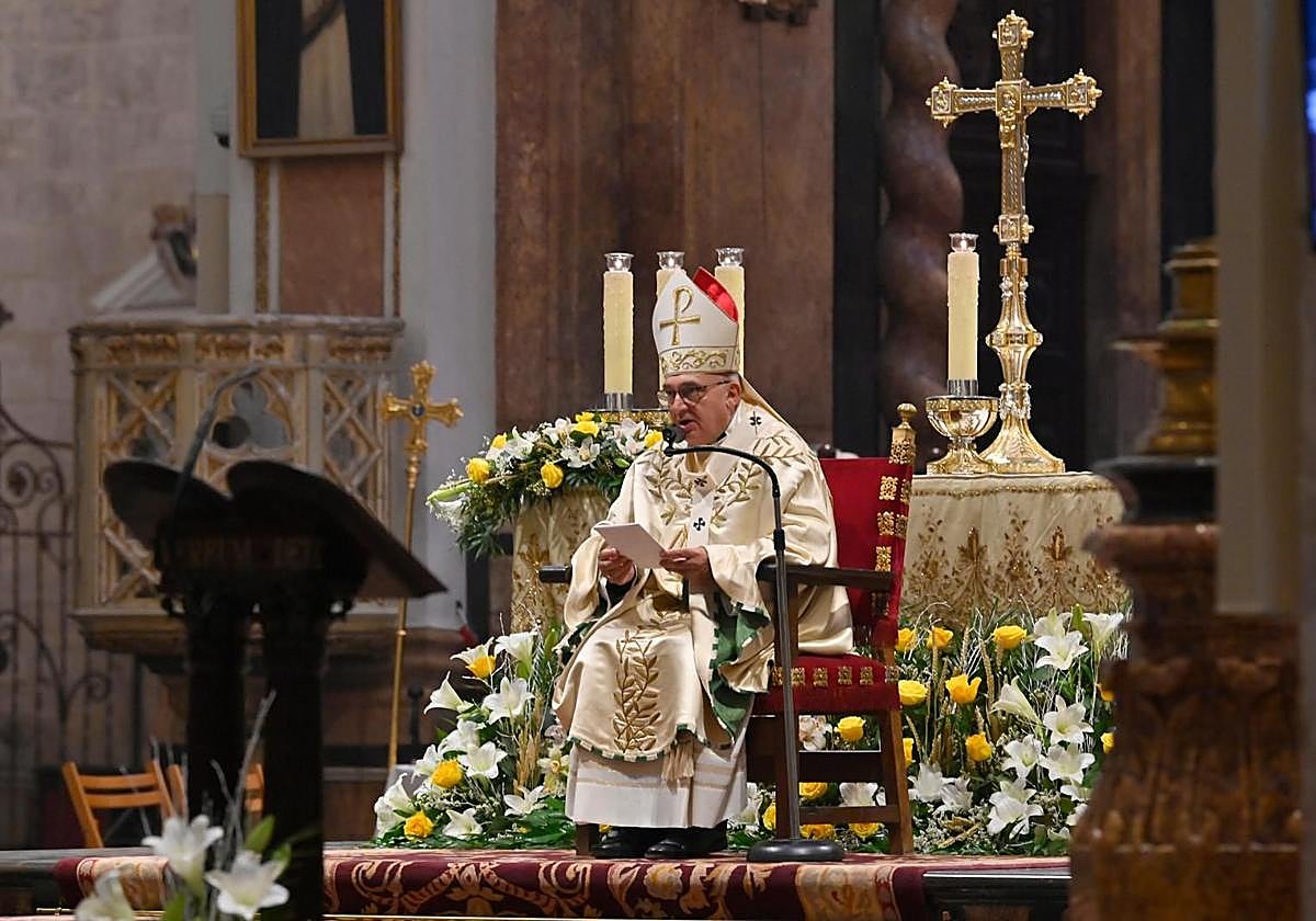El arzobispo de Valencia, en la línea de León XIV, insta a «