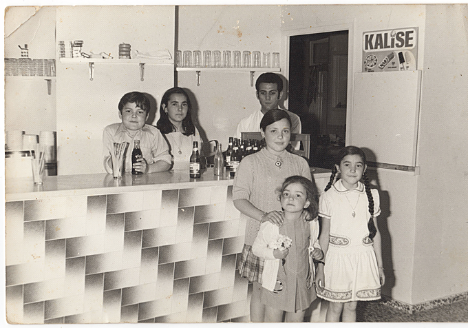 En la antigua horchatería de Alboraya.