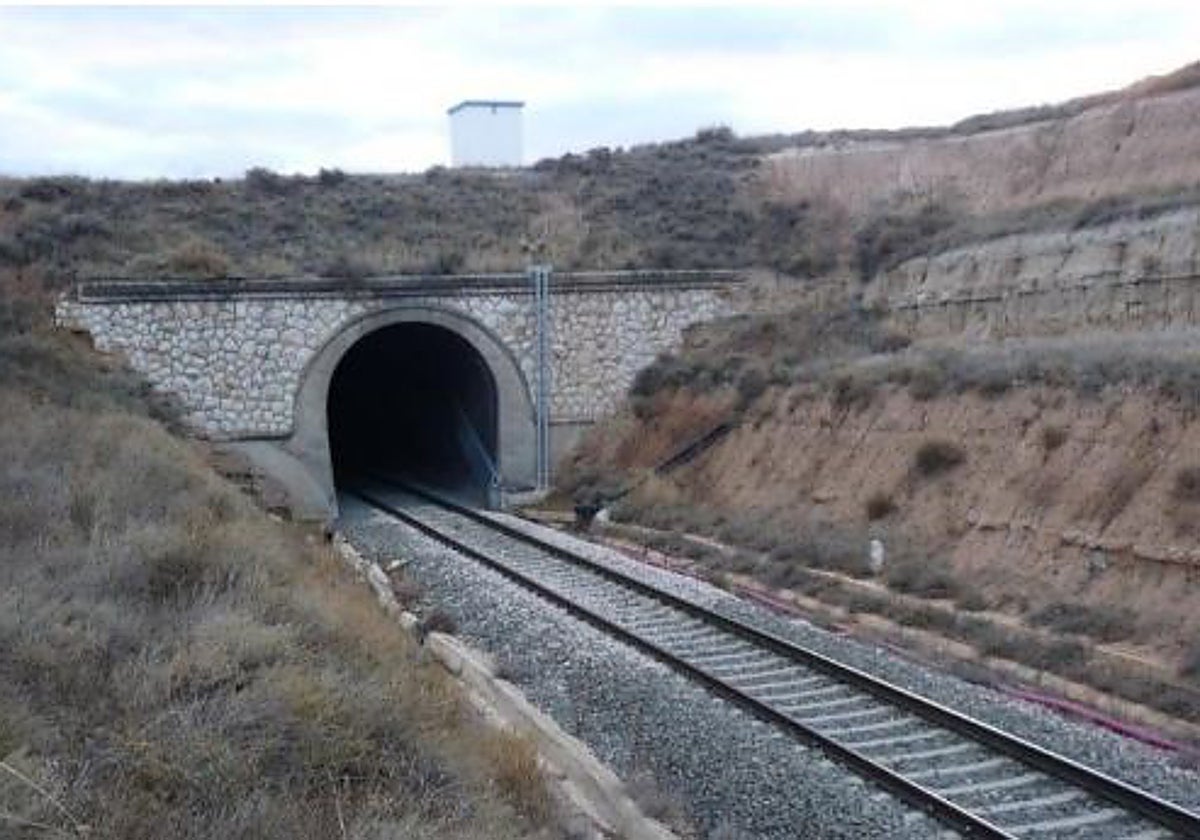 Otro verano sin tren entre Valencia y Zaragoza
