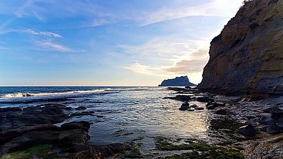La Guardia Civil investiga la muerte de un hombre en una cala de Benissa