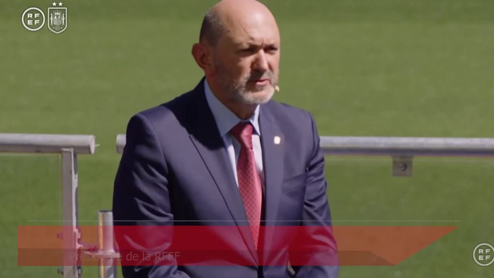 De la Fuente renueva como seleccionador hasta 2032