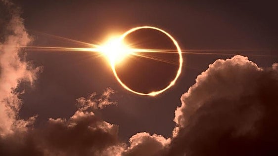 El eclipse de sol, en vivo: sigue la señal de televisión en directo en luz blanca y en H-ALFA