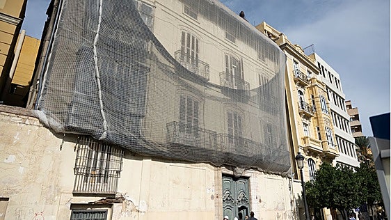 El palacio donde arengó el mito Riego y durmió Fabiola