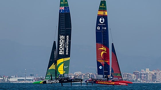 España busca reforzar su segunda plaza en el SailGP de Ginebra