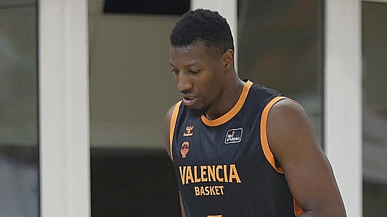Unicaja Málaga estudia el fichaje de un Yankuba Sima que ya no es imprescindible