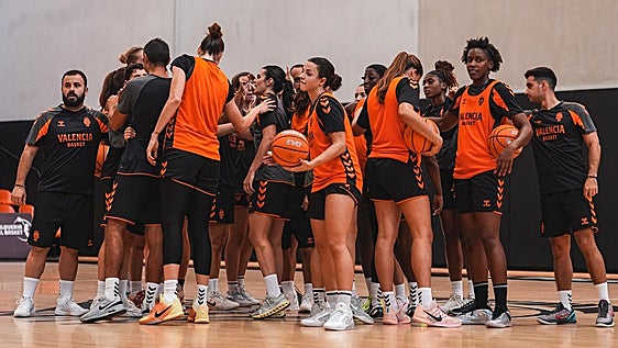 El Valencia Basket busca en Torrejón su tercera Supercopa femenina