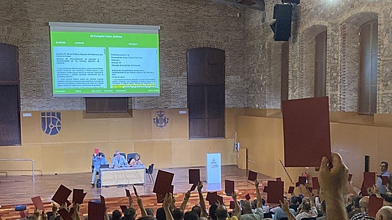 El congreso fallero descarta la propuesta de una corte infantil mixta
