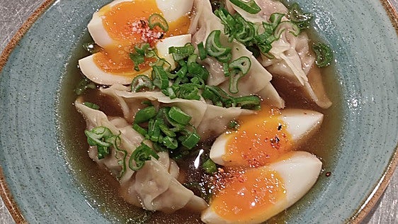 Los sabores de Japón y México se asoman a La Finestreta de Gandia