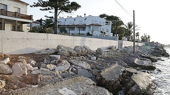 La cara B de las costas valencianas: falta de arena, mala calidad del agua y proyectos pendientes