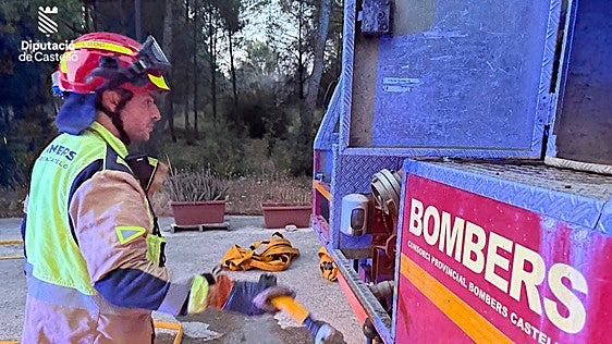 El incendio forestal de Soneja, controlado tras arrasar 183 hectáreas