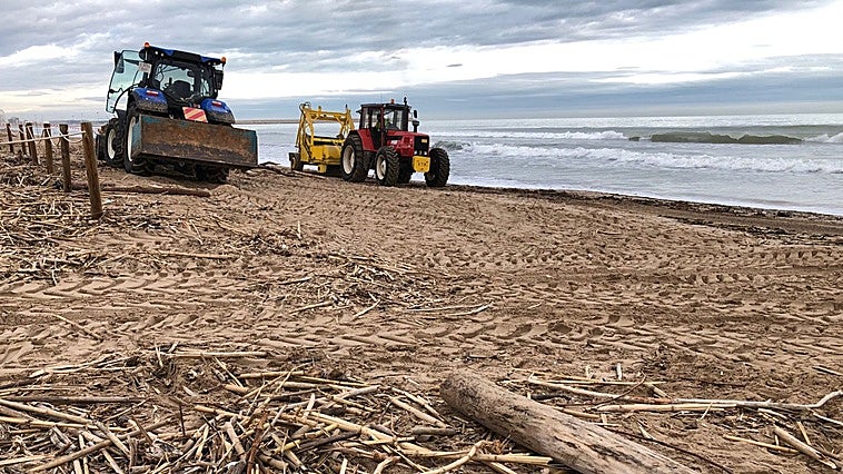 Fallece un hombre de 80 años en la playa de Daimús