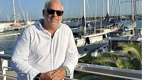 Gustavo Benavent, el directivo que atiende a los yates más exclusivos