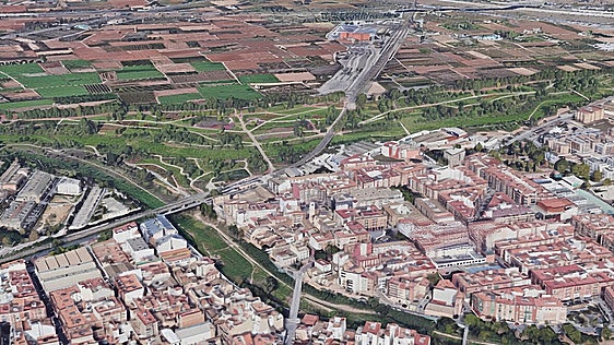 La vía verde del Poyo estudia incluir un tramo de canal soterrado bajo uno de los puentes