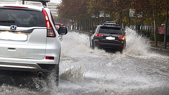 Municipios de la provincia de Valencia se blindan ante la alerta naranja por lluvias y tormentas