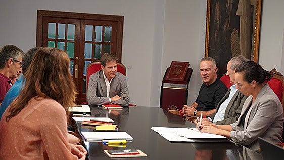 Xàtiva desafía a la Generalitat e inicia las obras del Centro Raimon en Santa Clara con el apoyo económico de la Diputación