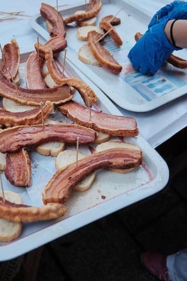 Una degustación de torreznos.