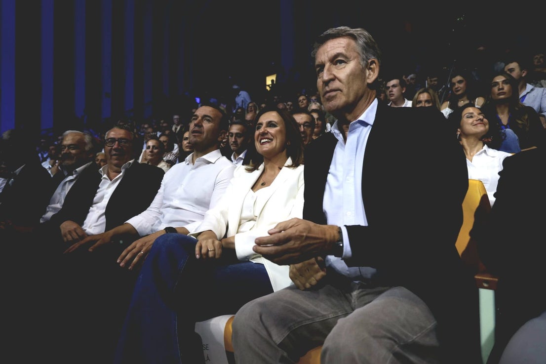 FOTOS | Feijóo arranca su precampaña en Valencia con el PPCV