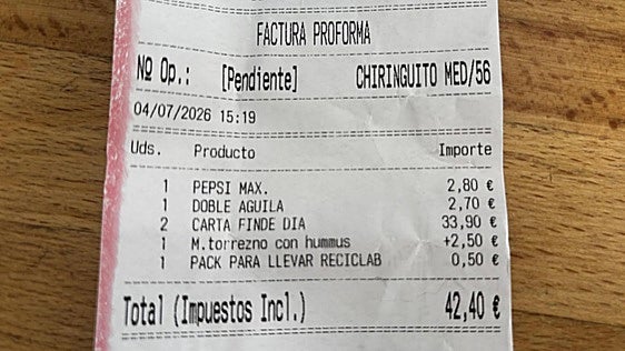 Polémico ticket en un restaurante de Valencia: cobran 50 céntimos por un tupper para llevarse las sobras