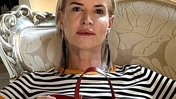 La mujer que representa el lujo 'vintage': «Mi compromiso con la calidad se volvió imposible»