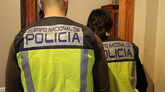 Cuatro detenidos por violar en grupo a la exnovia de uno de ellos en Valencia