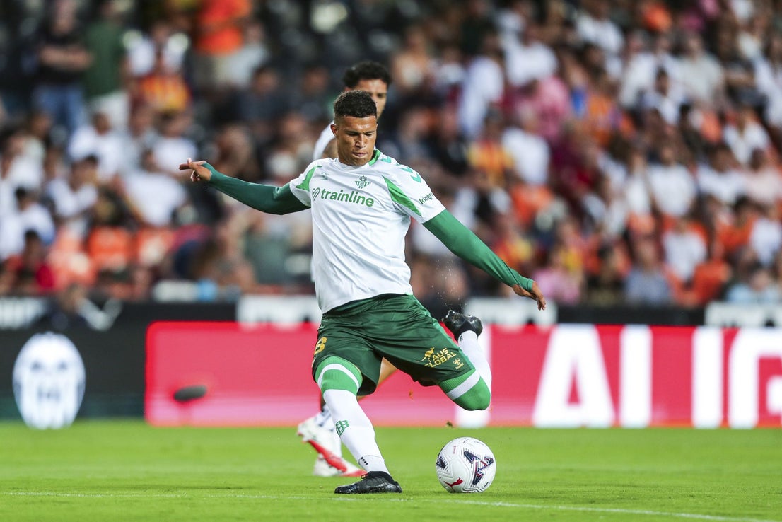 El Valencia - Betis, en imágenes