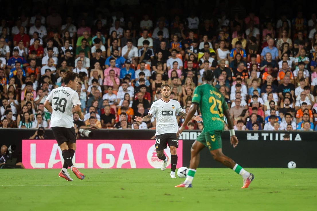 El Valencia - Betis, en imágenes