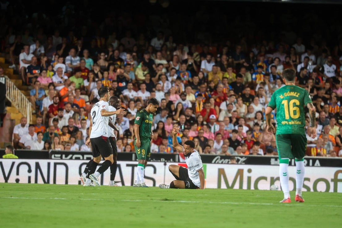 El Valencia - Betis, en imágenes