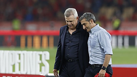 Aguirre firma hasta 2027 y un año más si consigue meter al Valencia en Europa