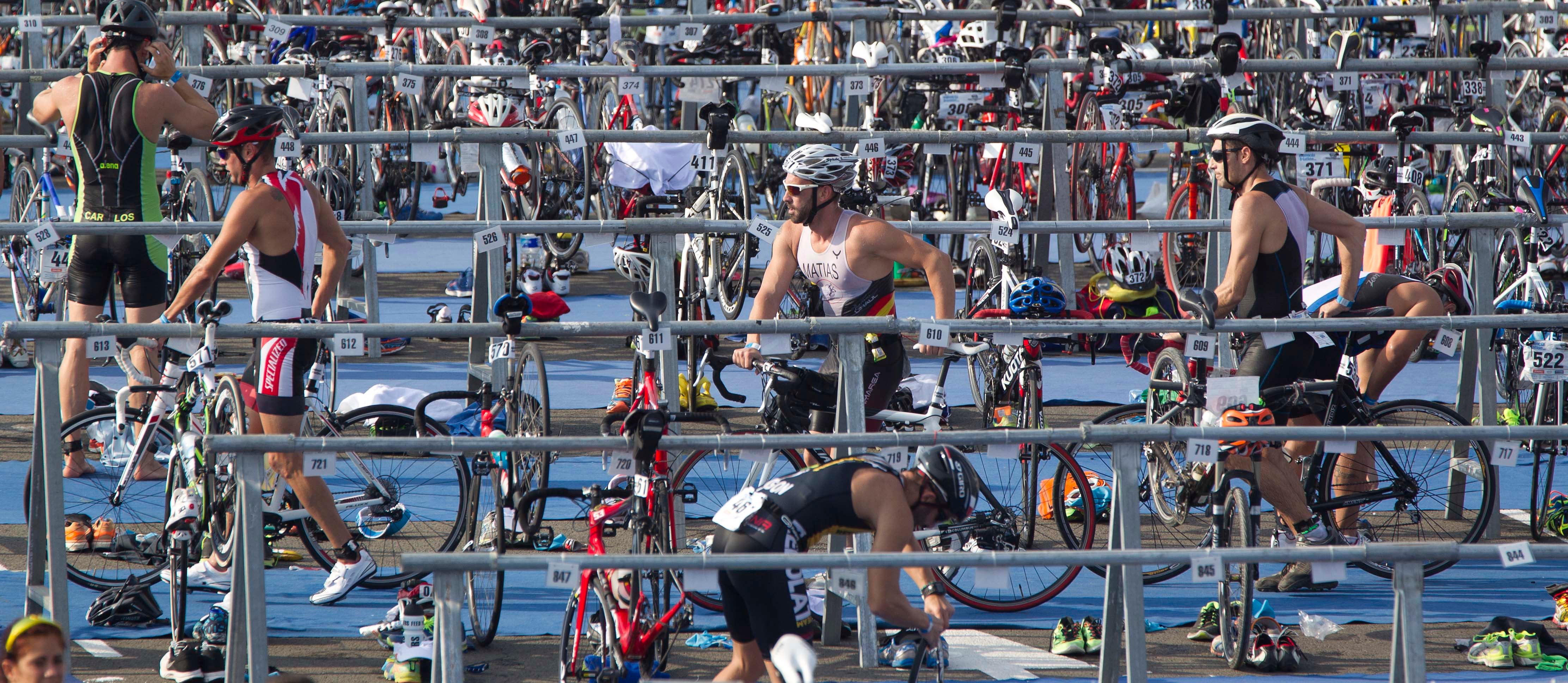 Quinta edición del triatlón &#039;Toro Loco&#039; Valencia