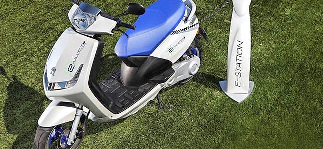  E-viva  El primer scooter eléctrico de Peugeot