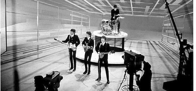 Los Beatles, en una actuación en televisión. / Foto: Archivo | Vídeo: Virginia Carrasco