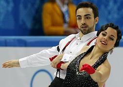 Díaz (i) y Hurtado patinan en Sochi. / Barbara Walton (Efe)