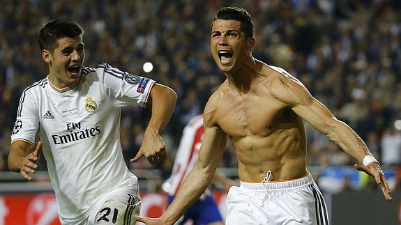 Cristiano celebra su gol en Lisboa. 