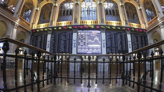 Interior de la Bolsa de Madrid. 