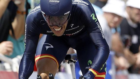 Castroviejo, durante la crono del Tour de 2013 que terminaba en Mont-Saint-Michel. 