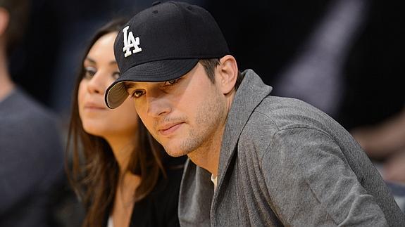 Ashton Kutcher y Mila Kunis. 