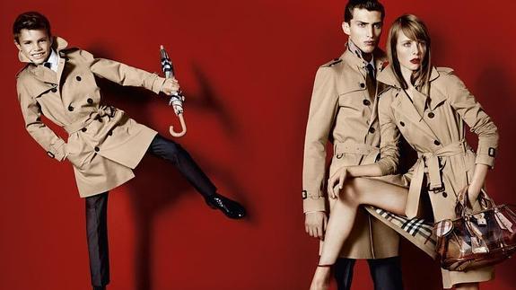 Romeo Beckham, en una campaña de Burberry. 