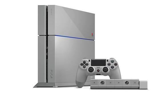 Sony celebra el lanzamiento de la primera PlayStation con una PS4 de color gris.