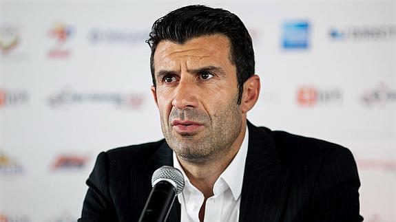 Luis Figo. 