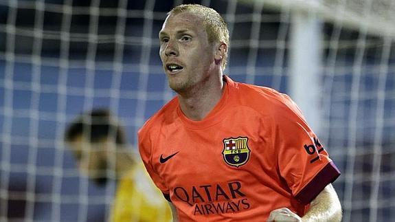 Jérémy Mathieu celebra su gol. 