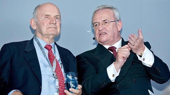 Ferdinand Piëch junto a Martin Winterkorn, presidente de Volkswagen.