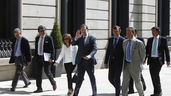 Rajoy, de selfies con los ciudadanos