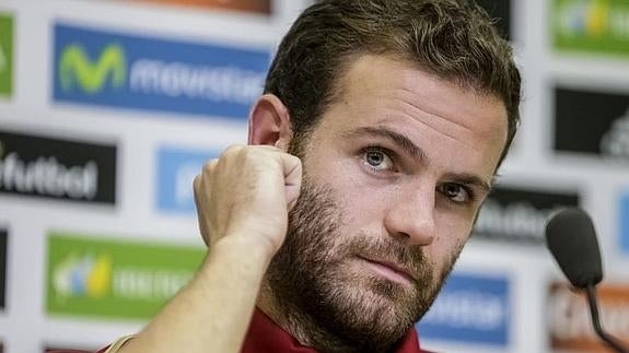 Juan Mata, durante la rueda de prensa. 