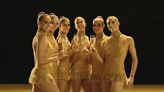 Anuncio de Freixenet protagonizado por las gimnastas españolas. 